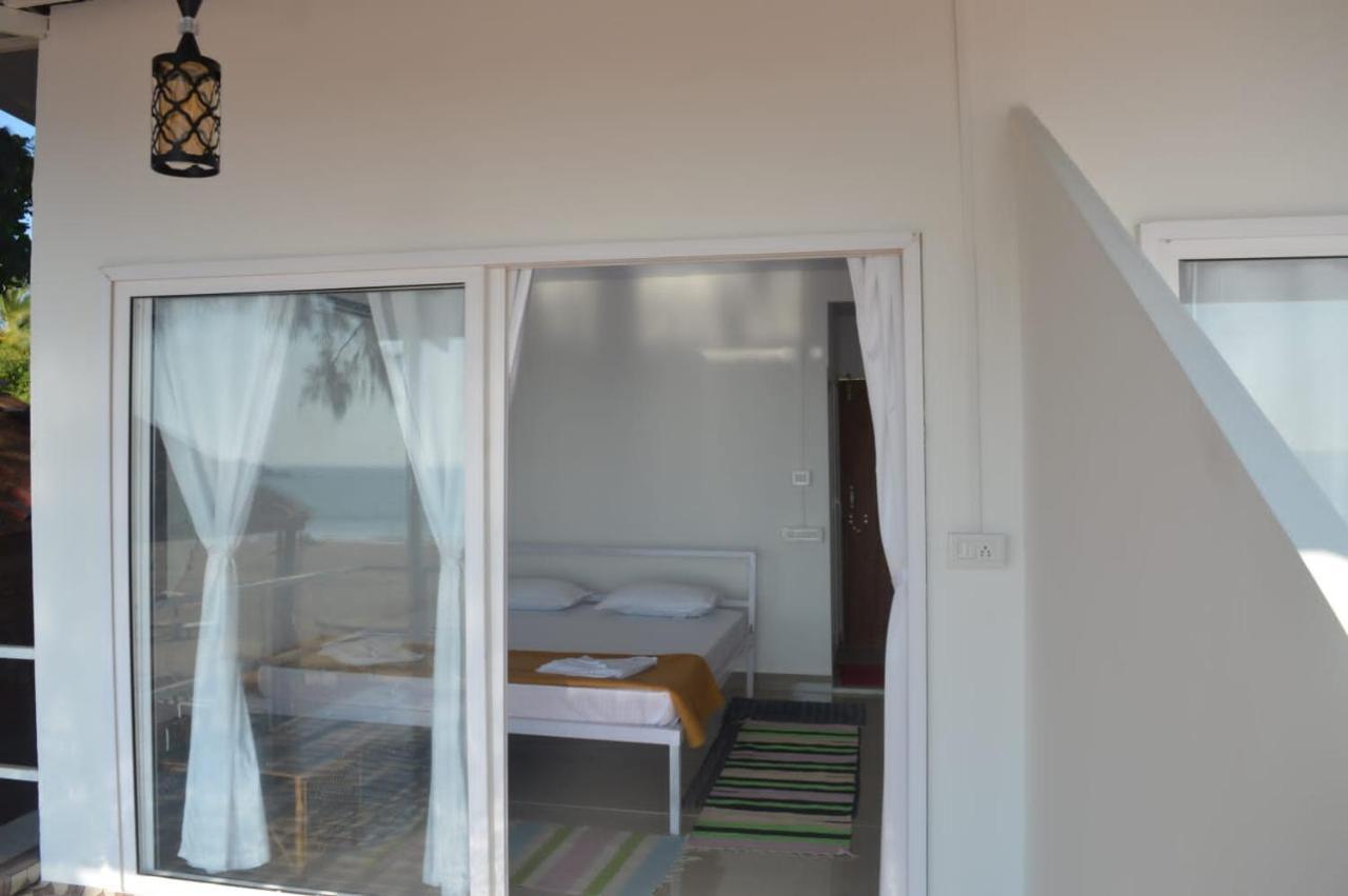 Baywatch Beach Resort Patnem Canacona Buitenkant foto