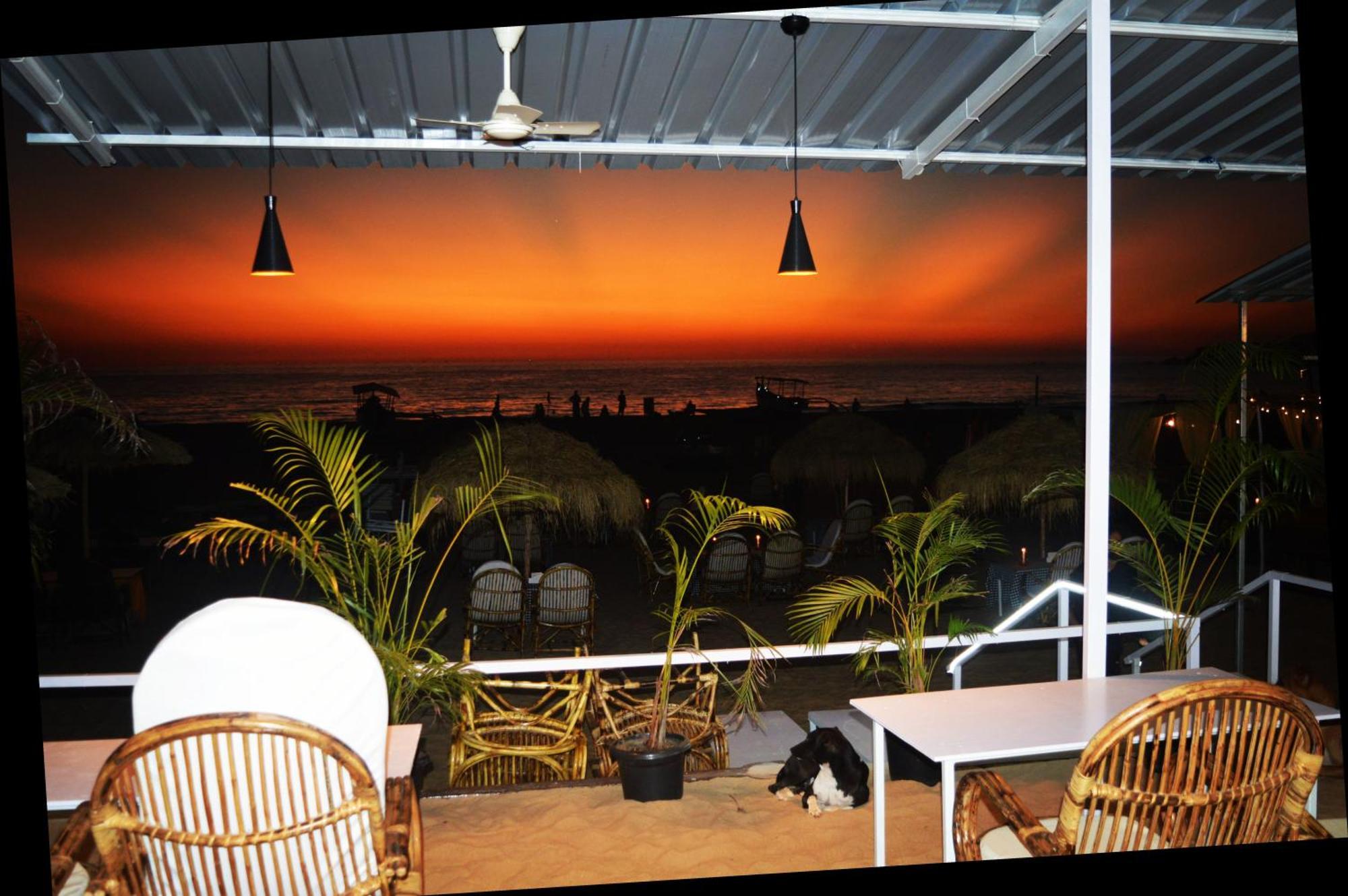 Baywatch Beach Resort Patnem Canacona Buitenkant foto